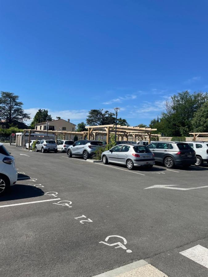 Domitys Les Tourmalines Lejlighedshotel Carpentras Eksteriør billede